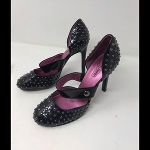 Oh Deer patent Leather studded black + blue heels